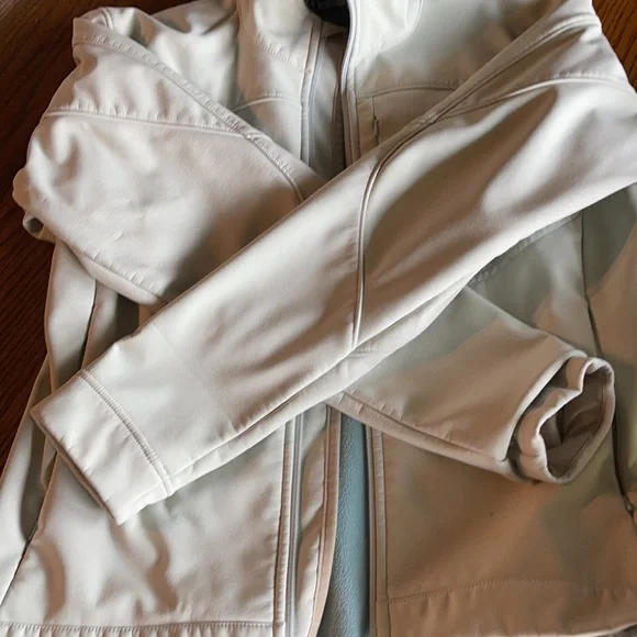 Used - Picture 5 of 7